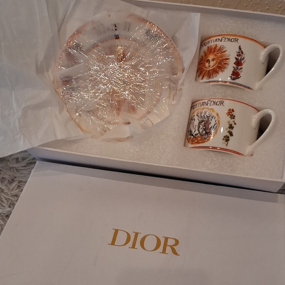 Dior White and Orange Mug Set - Picture 3 of 15